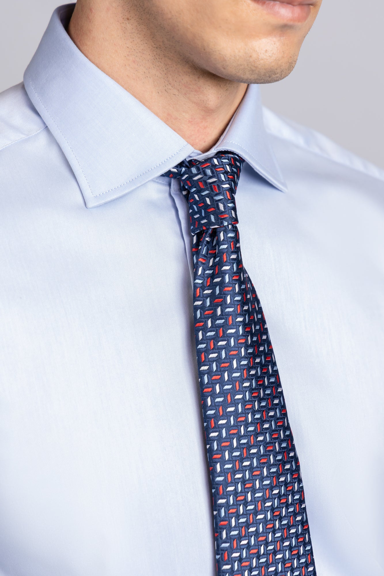 Light Blue Twill Non-Iron Shirt - Slim Fit