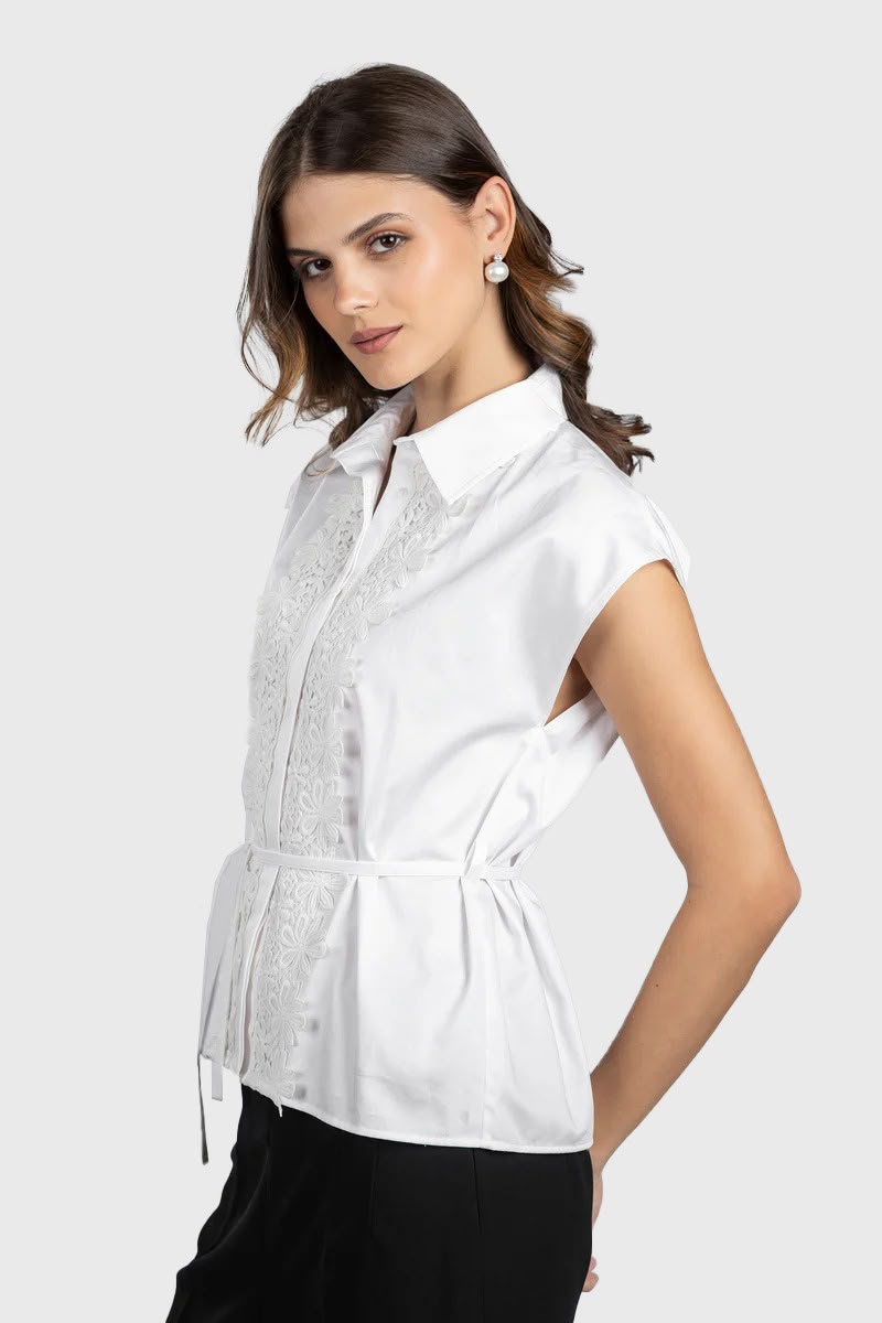 White Sleevless Lace Shirt