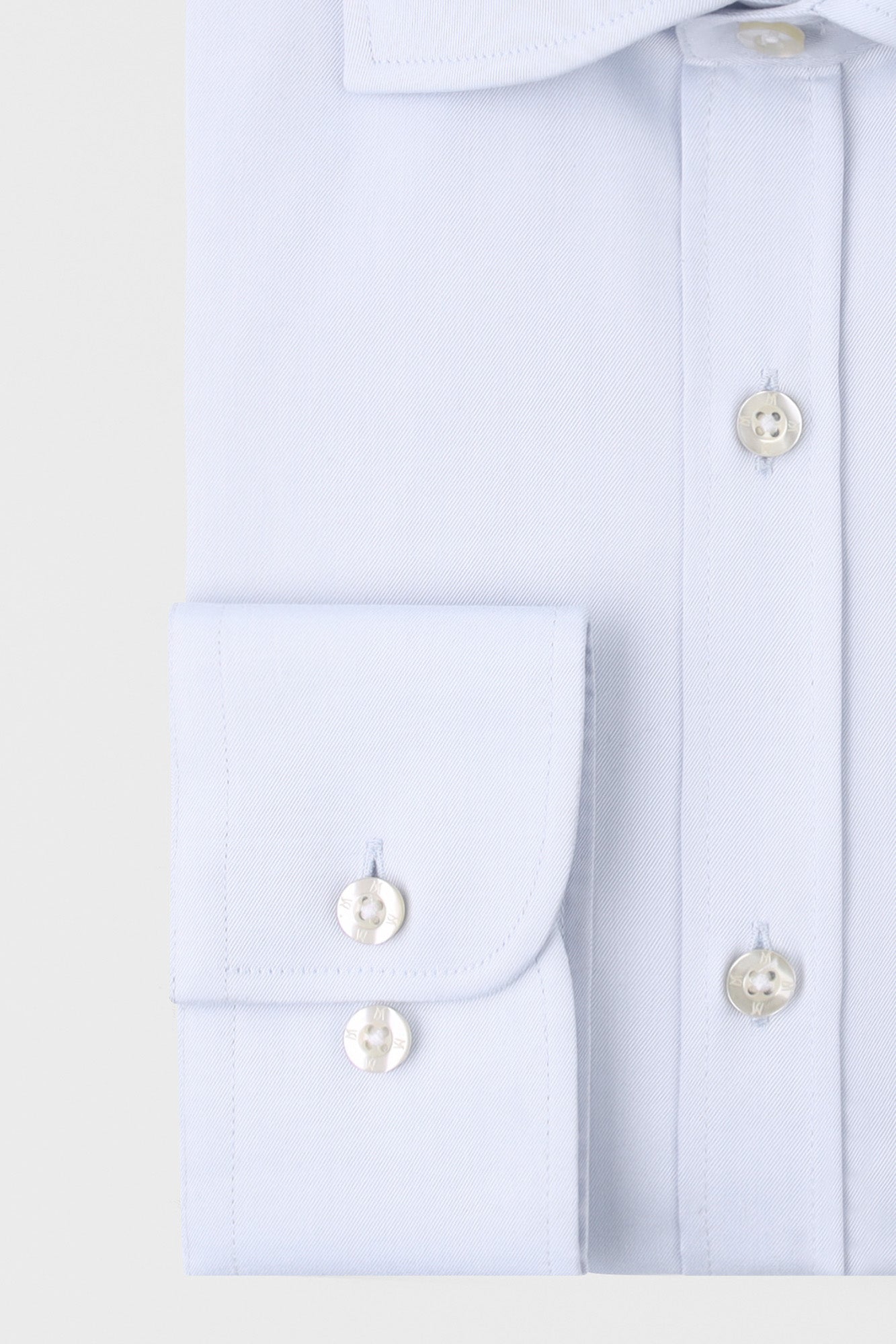 Light Blue Twill Non-Iron Shirt - Slim Fit