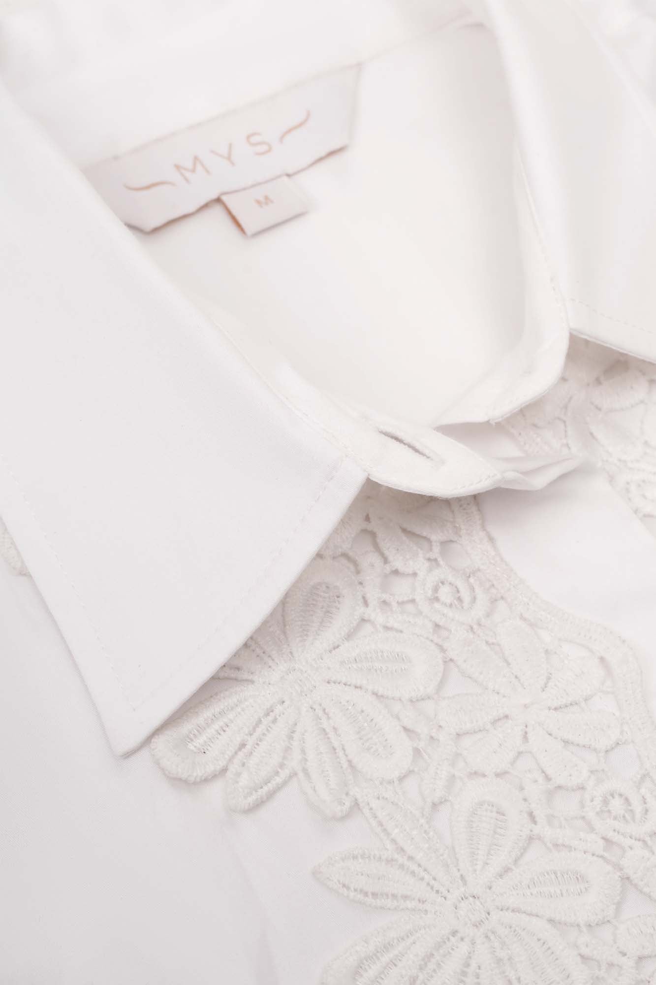 White Sleevless Lace Shirt