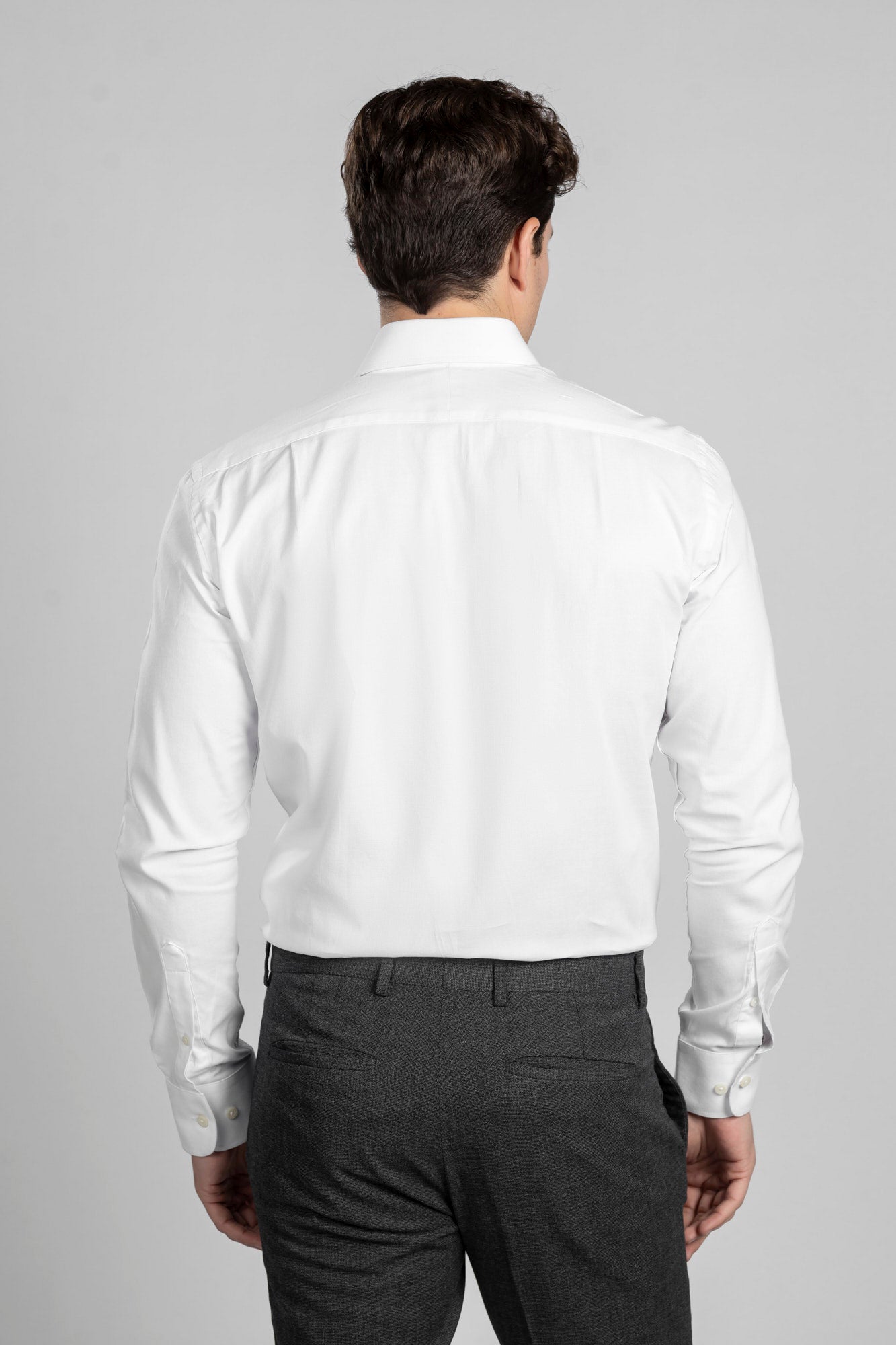 White Oxford Cutaway Shirt - Regular Fit