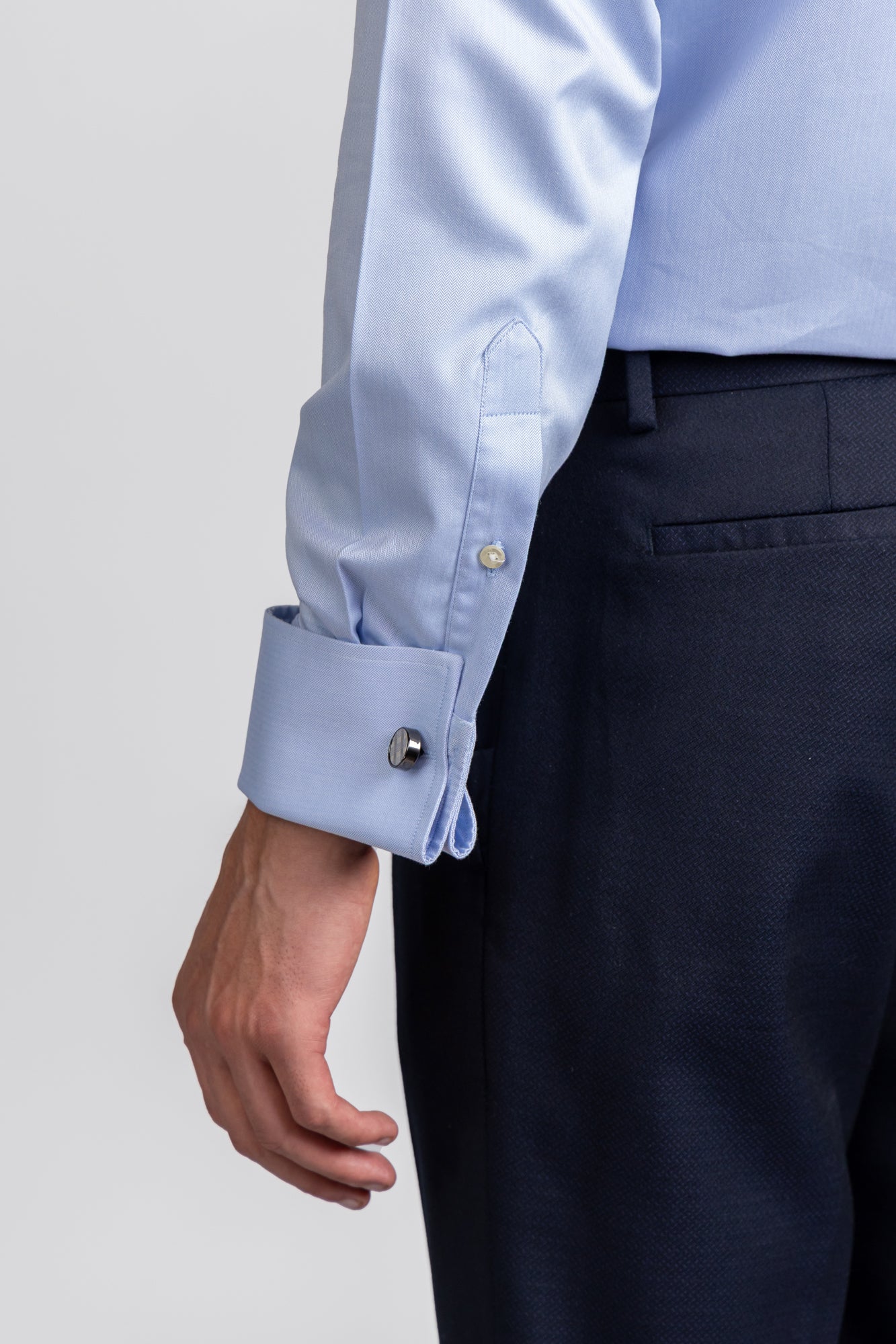 Light Blue Herringbone Double Cuff Non-Iron Shirt - Regular Fit