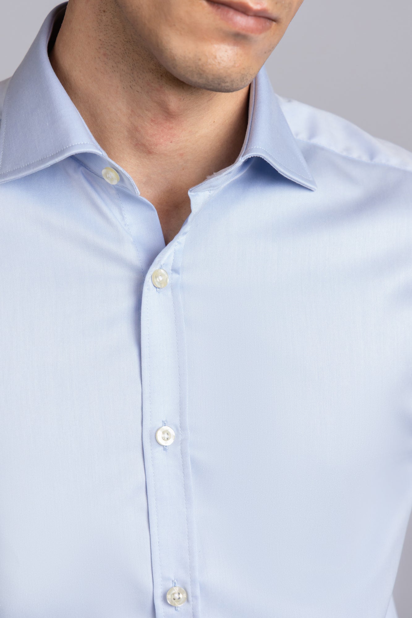 Light Blue Twill Non-Iron Shirt - Slim Fit