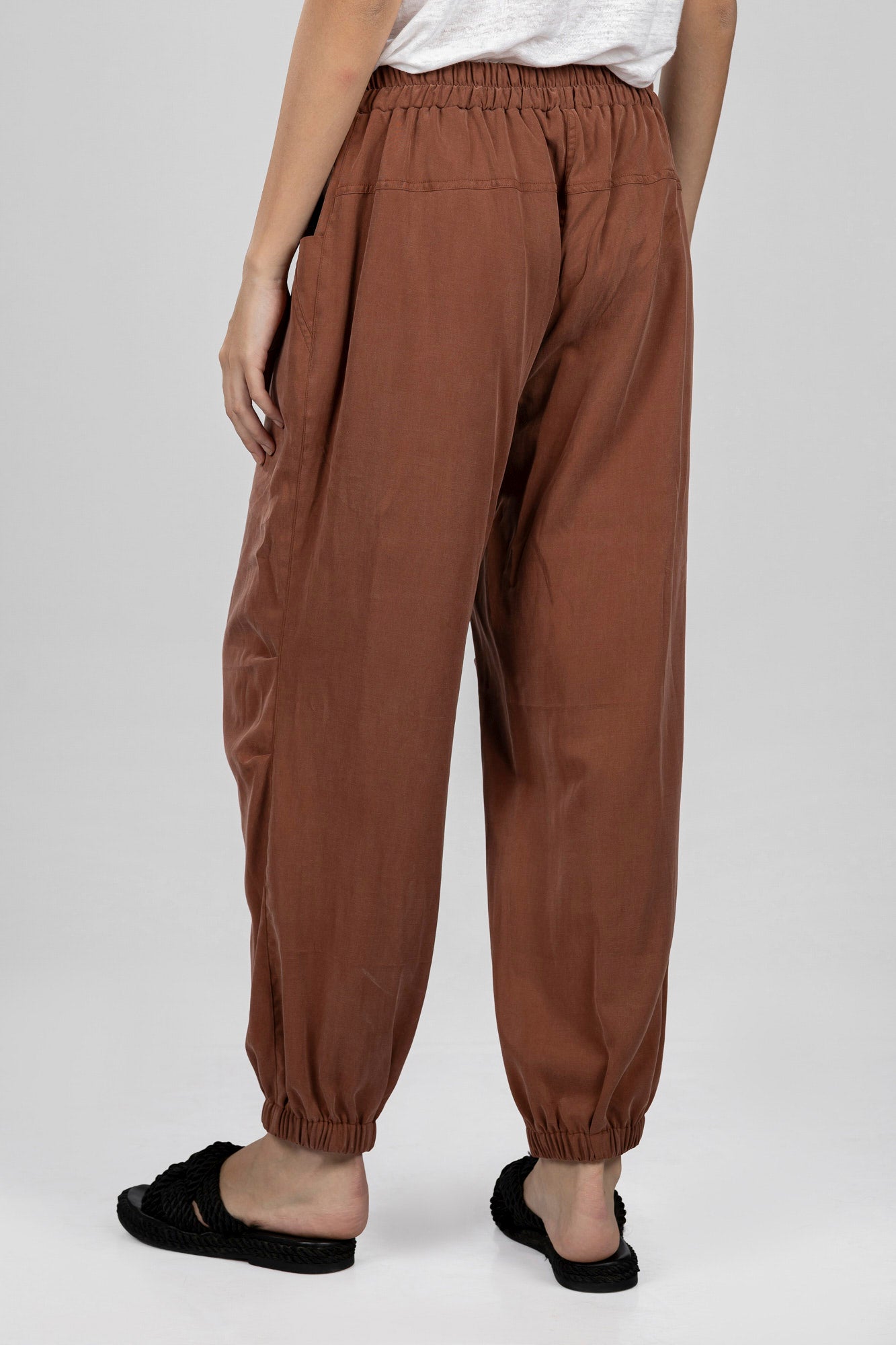 Cafe Tencel Parachute Pants