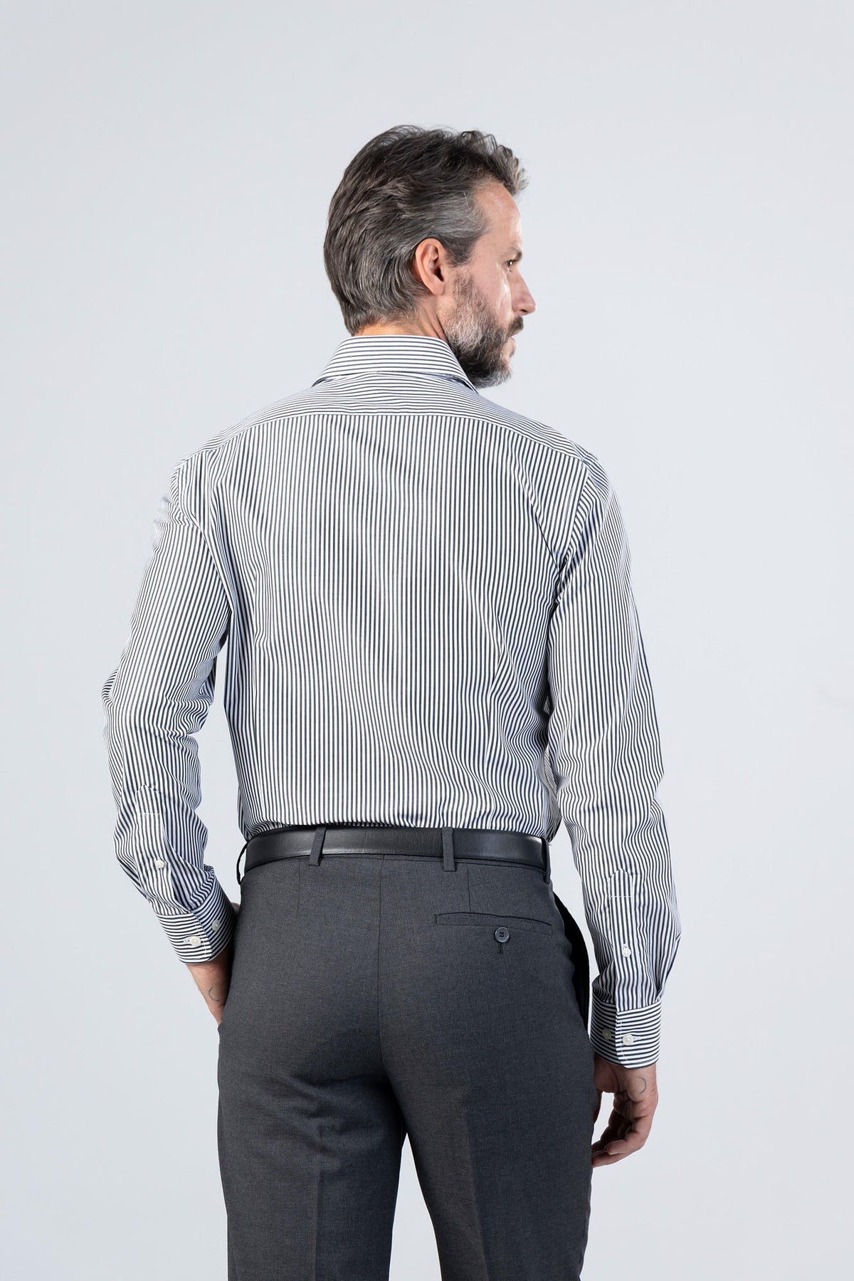 Striped Poplin Cutaway Shirt - Slim Fit