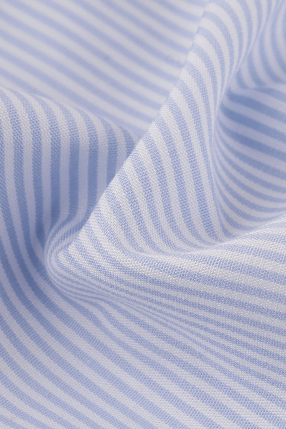 Light Blue Striped Poplin Contrast Non-Iron Shirt - Slim Fit